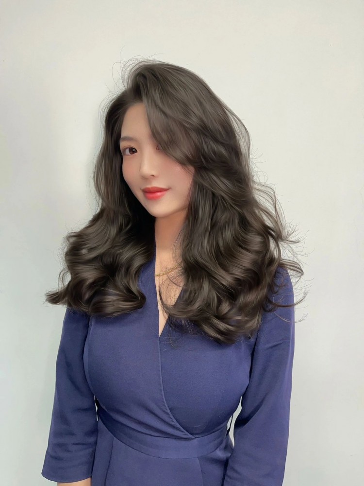 如何才能在微信附近的人里约会到附近的美女