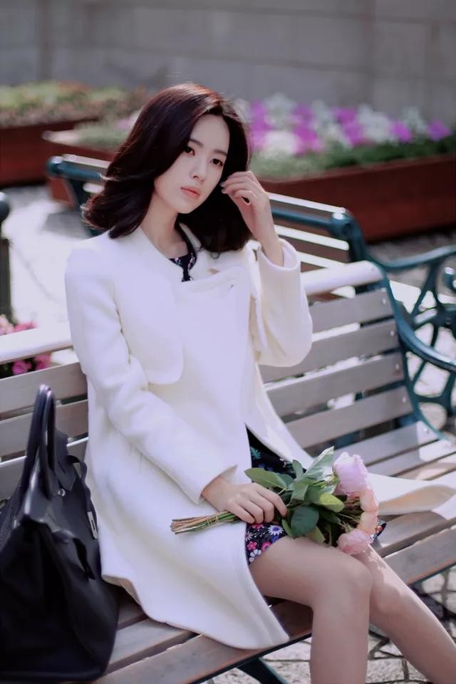 微信上聊出来的爱是真爱吗也许会但概率不大你觉得呢